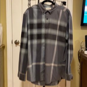 Men’s Burberry Brit gray plaid pattern